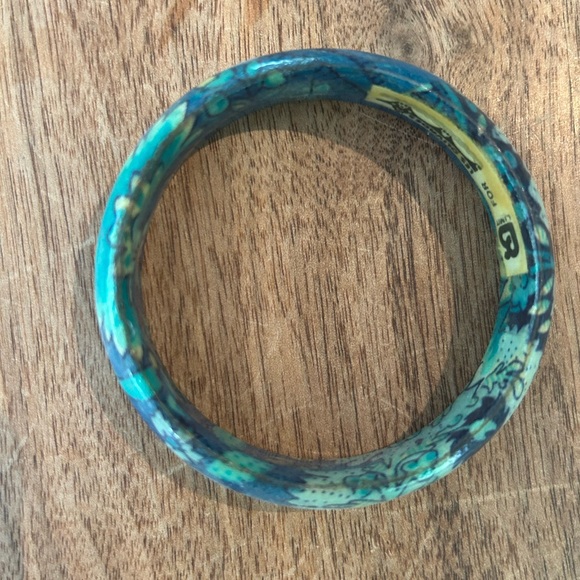 Floral bangle - Picture 2 of 3